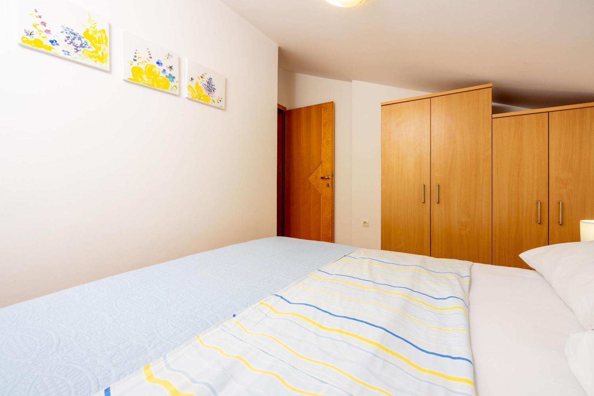 Apartments Petak Dramalj Exteriér fotografie