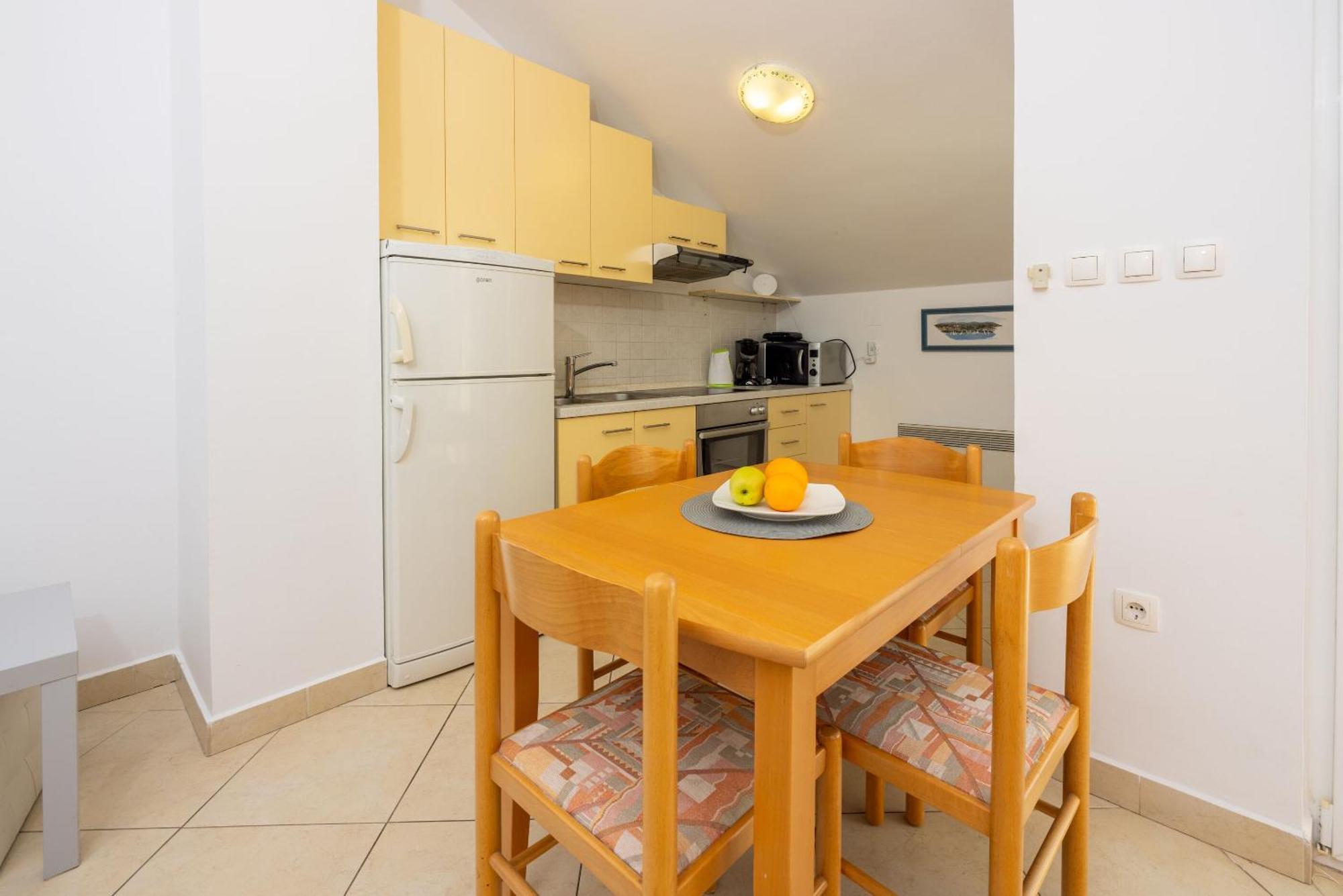 Apartments Petak Dramalj Exteriér fotografie